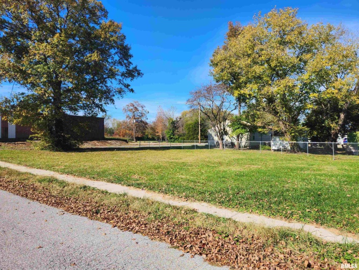 408 Burnett Street, Marion, Illinois 62959, 0 , 0 ,0,Land,For Sale,Burnett,0,RMAEB455780