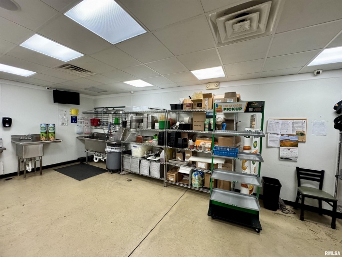 108 BROADWAY, Goreville, Illinois 62939, 0 , 0 ,0,Commercial Sale,For Sale,BROADWAY,0,RMAQC4258004