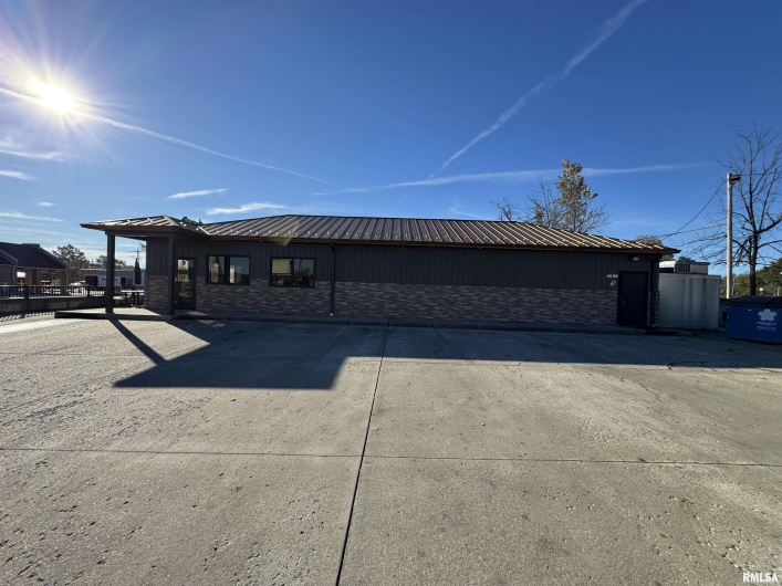 108 BROADWAY, Goreville, Illinois 62939, 0 , 0 ,0,Commercial Sale,For Sale,BROADWAY,0,RMAQC4258004