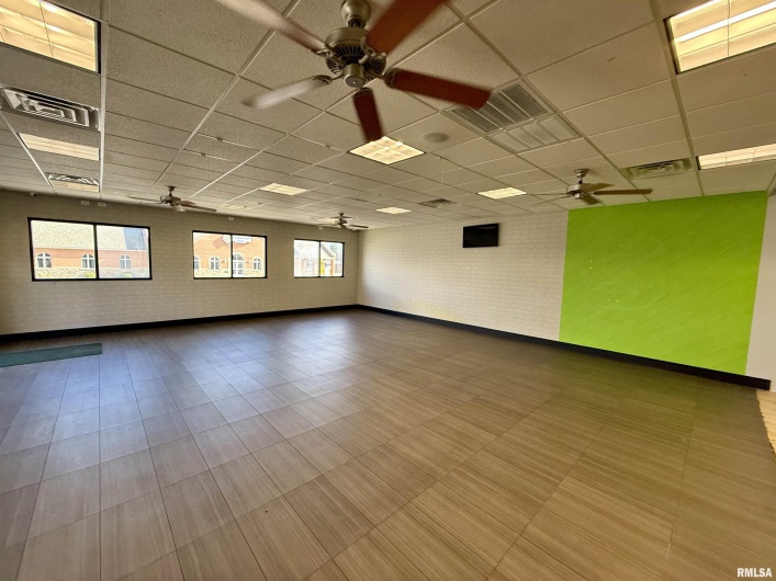 108 BROADWAY, Goreville, Illinois 62939, 0 , 0 ,0,Commercial Sale,For Sale,BROADWAY,0,RMAQC4258004