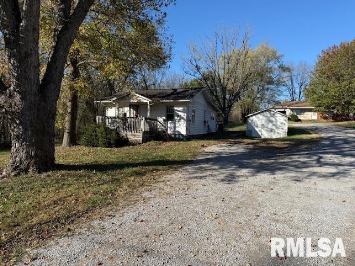 40 Crockett Road, Carbondale, Illinois 62901, 0 , 0 ,0,Residential Income,For Sale,Crockett,0,RMAEB455869