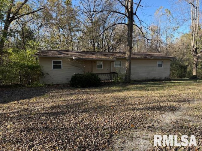 40 Crockett Road, Carbondale, Illinois 62901, 0 , 0 ,0,Residential Income,For Sale,Crockett,0,RMAEB455869