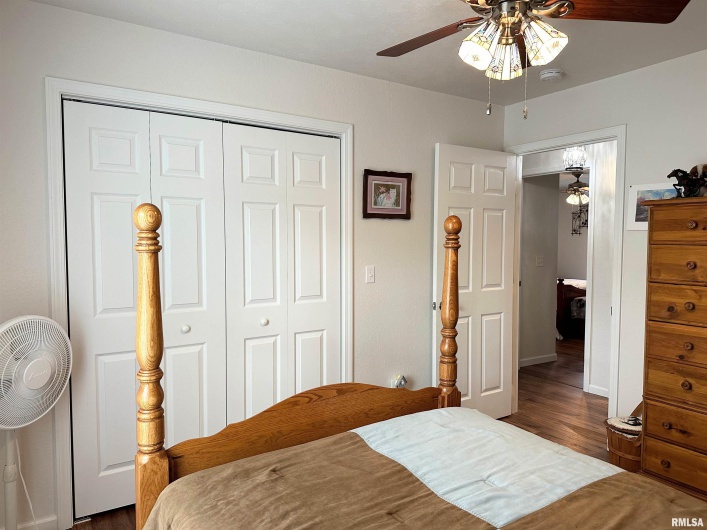 104 TOWNHOUSE Drive, Cambria, Illinois 62915, 3 Bedrooms Bedrooms, 0 ,2 BathroomsBathrooms,Residential,For Sale,TOWNHOUSE,0,RMAEB455685