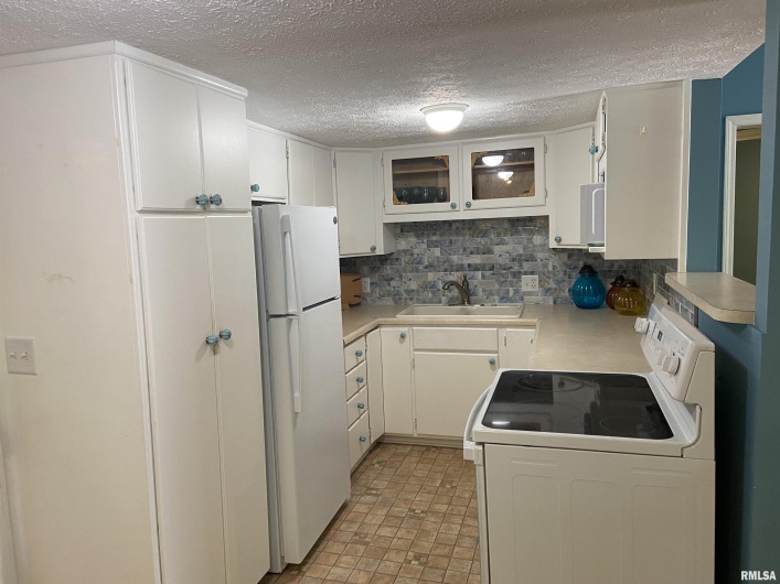 11750 #7 Arcadia Lake Road, Marion, Illinois 62959, 1 Bedroom Bedrooms, 0 ,1 BathroomBathrooms,Residential,For Sale,Arcadia Lake,0,RMAEB455284