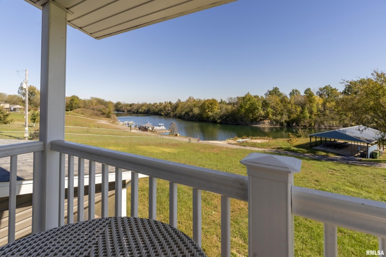75 Bedrock Ridge, Elkville, Illinois 62932, 3 Bedrooms Bedrooms, 0 ,2 BathroomsBathrooms,Residential,For Sale,Bedrock,0,RMAEB455899