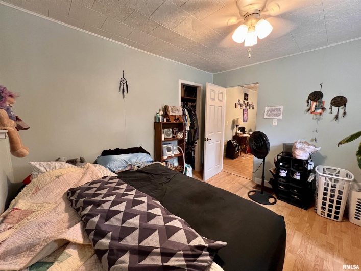 1106 11TH Street, Murphysboro, Illinois 62966, 2 Bedrooms Bedrooms, 0 ,1 BathroomBathrooms,Residential,For Sale,11TH,0,RMAEB455260