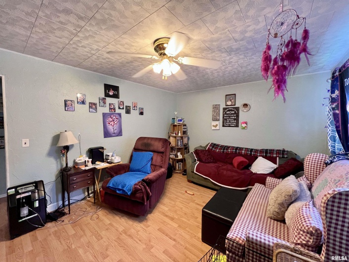 1106 11TH Street, Murphysboro, Illinois 62966, 2 Bedrooms Bedrooms, 0 ,1 BathroomBathrooms,Residential,For Sale,11TH,0,RMAEB455260