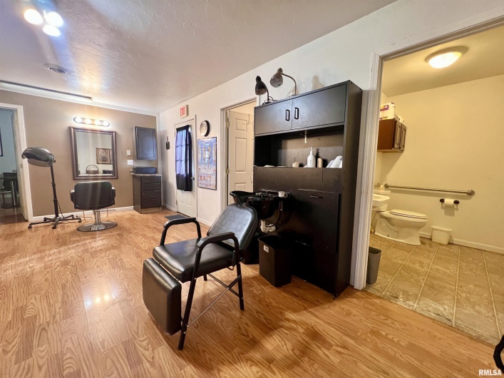 1106 11TH Street, Murphysboro, Illinois 62966, 2 Bedrooms Bedrooms, 0 ,1 BathroomBathrooms,Residential,For Sale,11TH,0,RMAEB455260