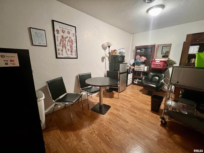 1106 11TH Street, Murphysboro, Illinois 62966, 2 Bedrooms Bedrooms, 0 ,1 BathroomBathrooms,Residential,For Sale,11TH,0,RMAEB455260
