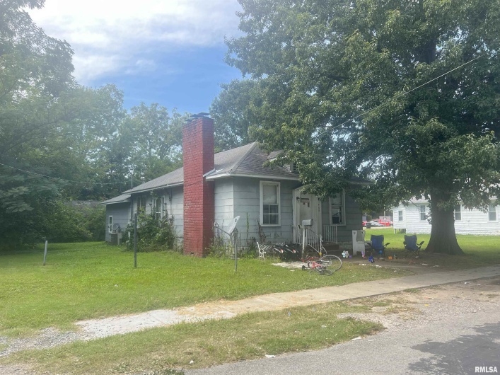 504 MILL Street, Carbondale, Illinois 62901, 0 , 0 ,0,Residential Income,For Sale,MILL,0,RMAEB456105