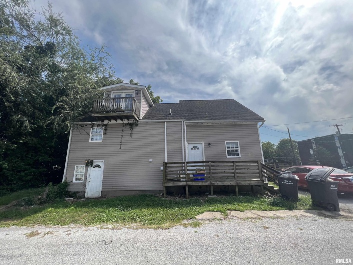 504 MILL Street, Carbondale, Illinois 62901, 0 , 0 ,0,Residential Income,For Sale,MILL,0,RMAEB456105