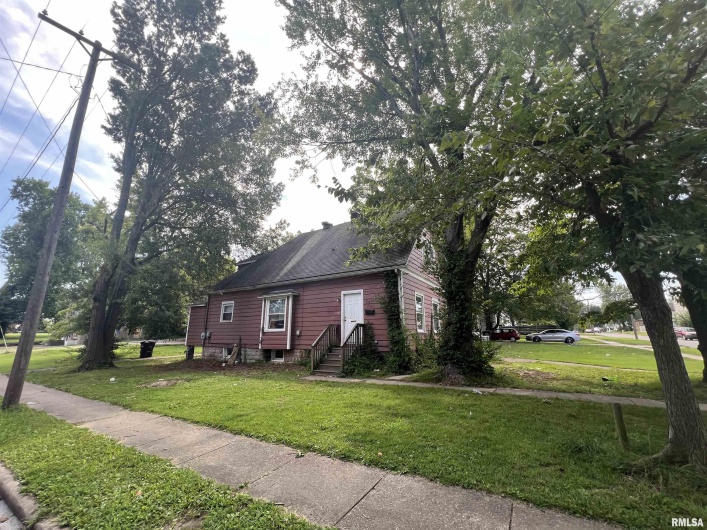 504 MILL Street, Carbondale, Illinois 62901, 0 , 0 ,0,Residential Income,For Sale,MILL,0,RMAEB456105