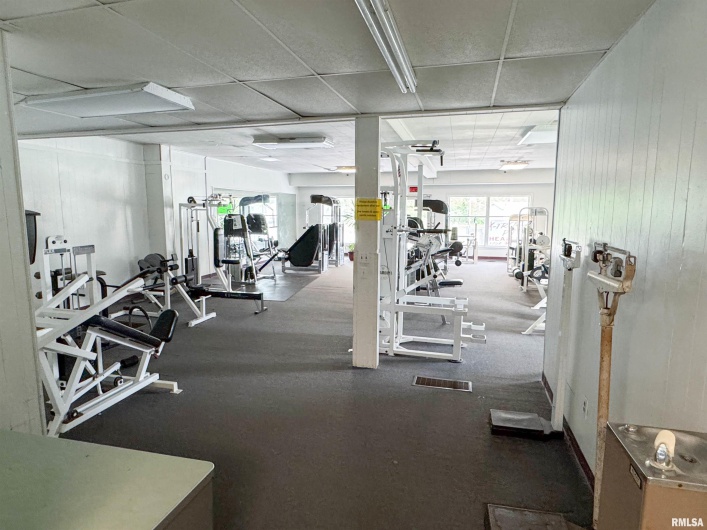 305 MAIN Street, Jonesboro, Illinois 62952, 0 , 0 ,0,Commercial Sale,For Sale,MAIN,0,RMAEB456154