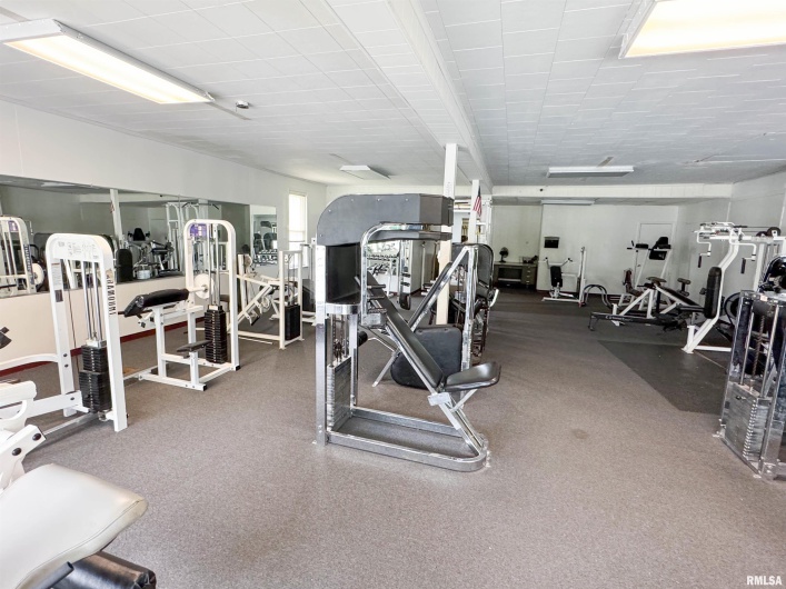 305 MAIN Street, Jonesboro, Illinois 62952, 0 , 0 ,0,Commercial Sale,For Sale,MAIN,0,RMAEB456154