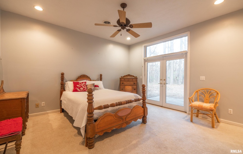 15319 Laminack Road, Carterville, Illinois 62918, 2 Bedrooms Bedrooms, 0 ,3 BathroomsBathrooms,Residential,For Sale,Laminack,0,RMAEB456192