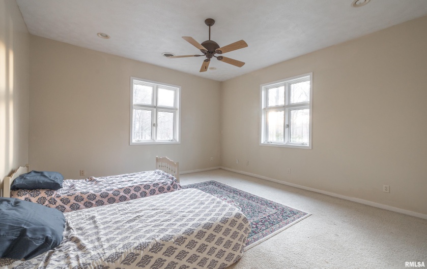 15319 Laminack Road, Carterville, Illinois 62918, 2 Bedrooms Bedrooms, 0 ,3 BathroomsBathrooms,Residential,For Sale,Laminack,0,RMAEB456192