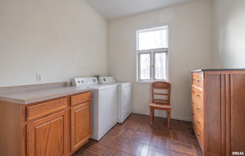15319 Laminack Road, Carterville, Illinois 62918, 2 Bedrooms Bedrooms, 0 ,3 BathroomsBathrooms,Residential,For Sale,Laminack,0,RMAEB456192