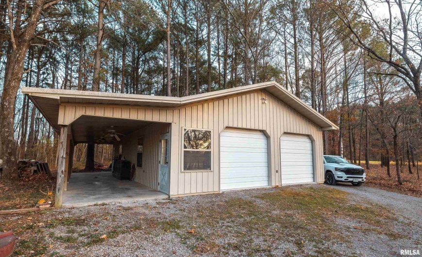 15319 Laminack Road, Carterville, Illinois 62918, 2 Bedrooms Bedrooms, 0 ,3 BathroomsBathrooms,Residential,For Sale,Laminack,0,RMAEB456192