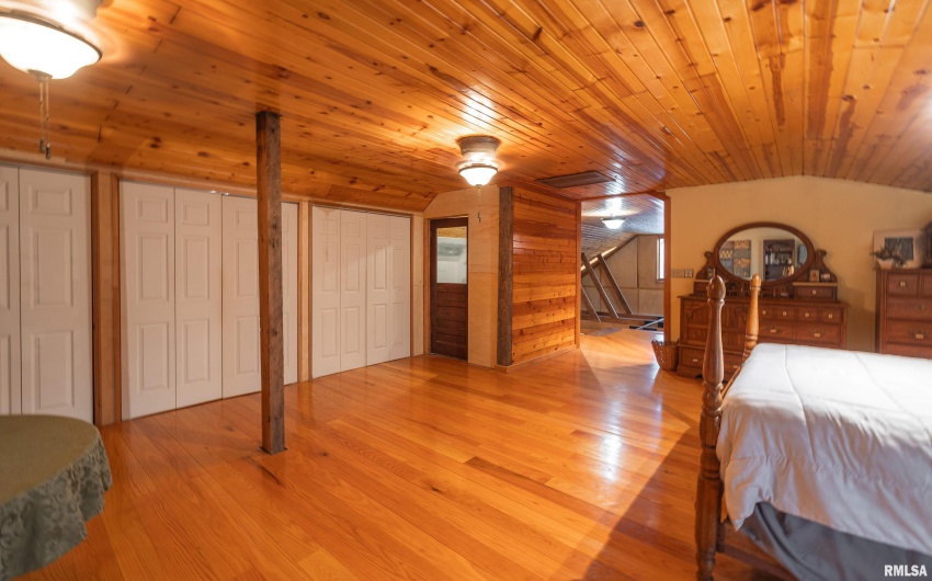 15247 Laminack Road, Carterville, Illinois 62918, 2 Bedrooms Bedrooms, 0 ,1 BathroomBathrooms,Residential,For Sale,Laminack,0,RMAEB456193