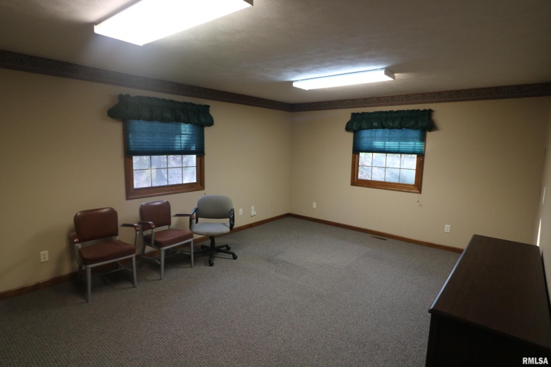 200 Diaz Street, Herrin, Illinois 62948, 0 , 0 ,0,Commercial Sale,For Sale,Diaz,0,RMAEB456225