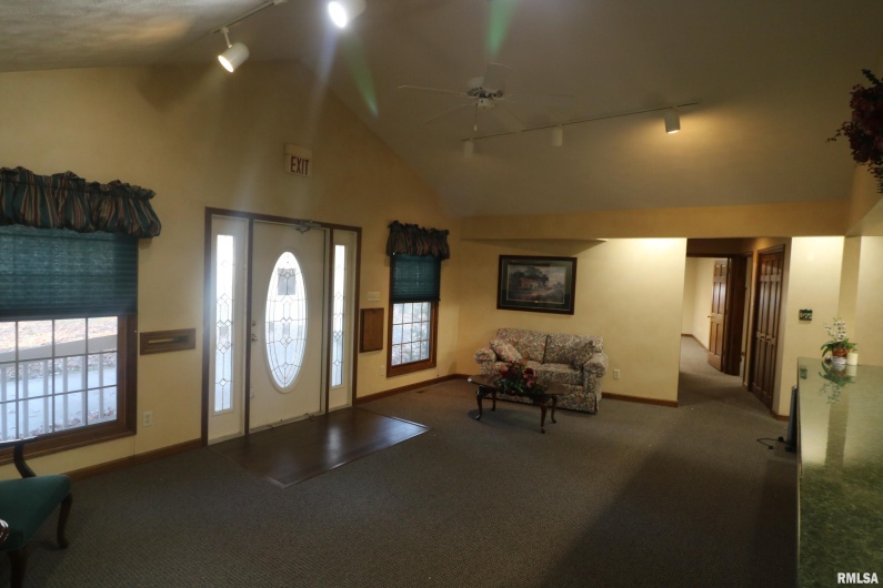 200 Diaz Street, Herrin, Illinois 62948, 0 , 0 ,0,Commercial Sale,For Sale,Diaz,0,RMAEB456225
