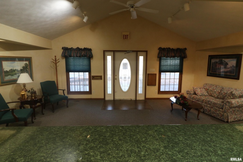 200 Diaz Street, Herrin, Illinois 62948, 0 , 0 ,0,Commercial Sale,For Sale,Diaz,0,RMAEB456225
