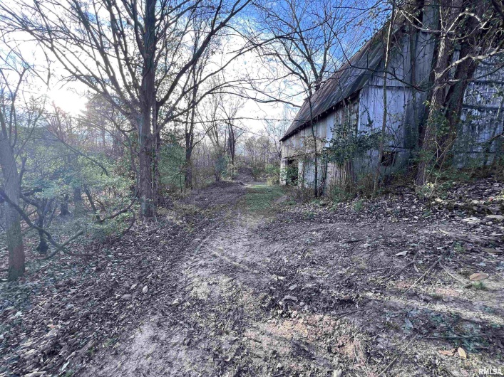 88 DAKOTA Road, Carbondale, Illinois 62902, 3 Bedrooms Bedrooms, 0 ,3 BathroomsBathrooms,Residential,For Sale,DAKOTA,0,RMAEB456205