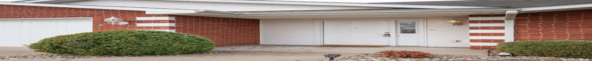 Residential For Sale 1500 APACHE Drive, Marion, Illinois 62959, 3 Bedrooms Bedrooms, 0 ,2 BathroomsBathrooms,Residential,For Sale,APACHE,0,RMAEB455123