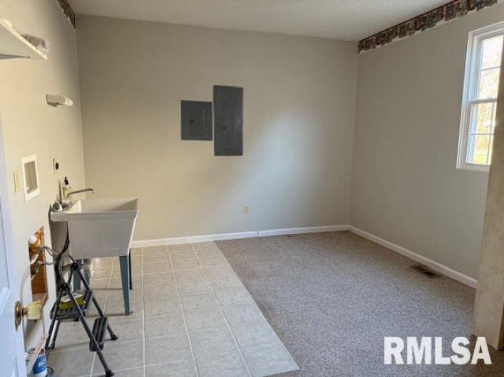 14892 Fowler School Road, Marion, Illinois 62959, 4 Bedrooms Bedrooms, 0 ,2 BathroomsBathrooms,Residential,For Sale,Fowler School,0,RMAEB456204