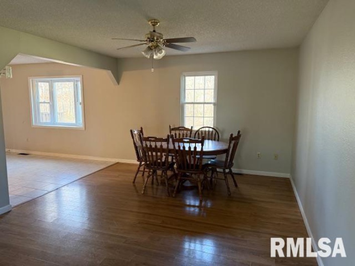 14892 Fowler School Road, Marion, Illinois 62959, 4 Bedrooms Bedrooms, 0 ,2 BathroomsBathrooms,Residential,For Sale,Fowler School,0,RMAEB456204