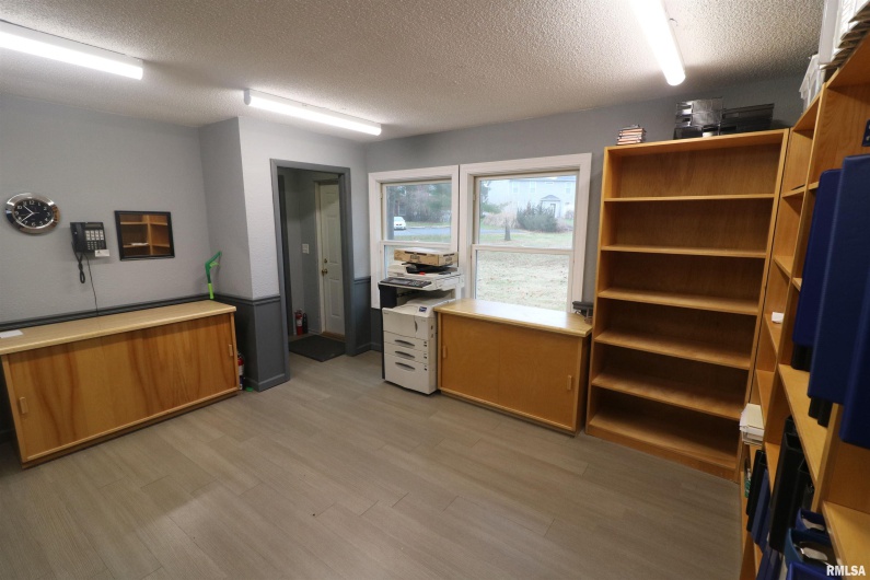 401 Beadle Drive, Carbondale, Illinois 62901, 0 , 0 ,0,Commercial Sale,For Sale,Beadle,0,RMAEB456240