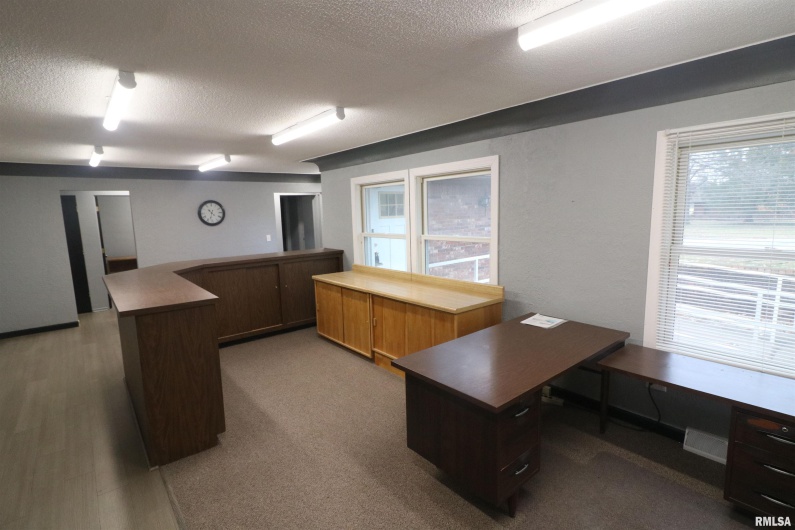 401 Beadle Drive, Carbondale, Illinois 62901, 0 , 0 ,0,Commercial Sale,For Sale,Beadle,0,RMAEB456240