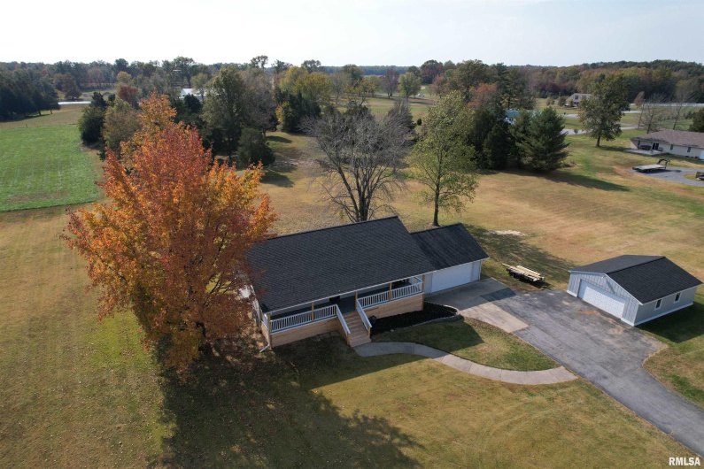 15069 REMINGTON Road, Marion, Illinois 62959, 4 Bedrooms Bedrooms, 0 ,3 BathroomsBathrooms,Residential,For Sale,REMINGTON,0,RMAEB455666