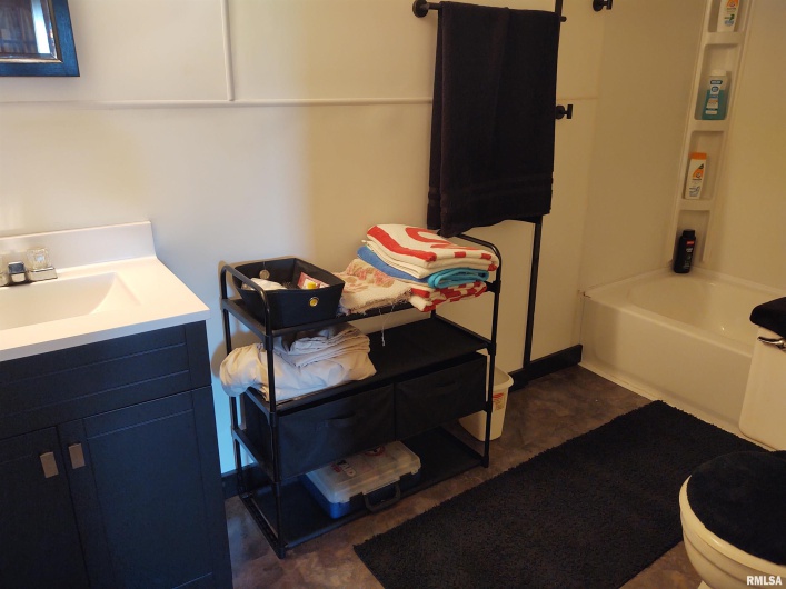 7280 Buncombe Road, Buncombe, Illinois 62912, 2 Bedrooms Bedrooms, 0 ,1 BathroomBathrooms,Residential,For Sale,Buncombe,0,RMAEB455718