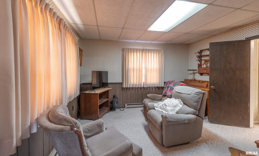 1600 ALBERT Street, Golconda, Illinois 62938, 4 Bedrooms Bedrooms, 0 ,2 BathroomsBathrooms,Land,For Sale,ALBERT,0,RMAEB456306