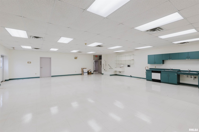 3209 PARK Avenue, Herrin, Illinois 62948, 0 , 0 ,0,Commercial Sale,For Sale,PARK,0,RMAQC4259398