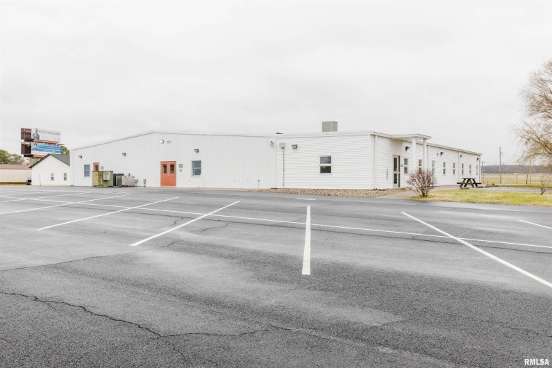 3209 PARK Avenue, Herrin, Illinois 62948, 0 , 0 ,0,Commercial Sale,For Sale,PARK,0,RMAQC4259398