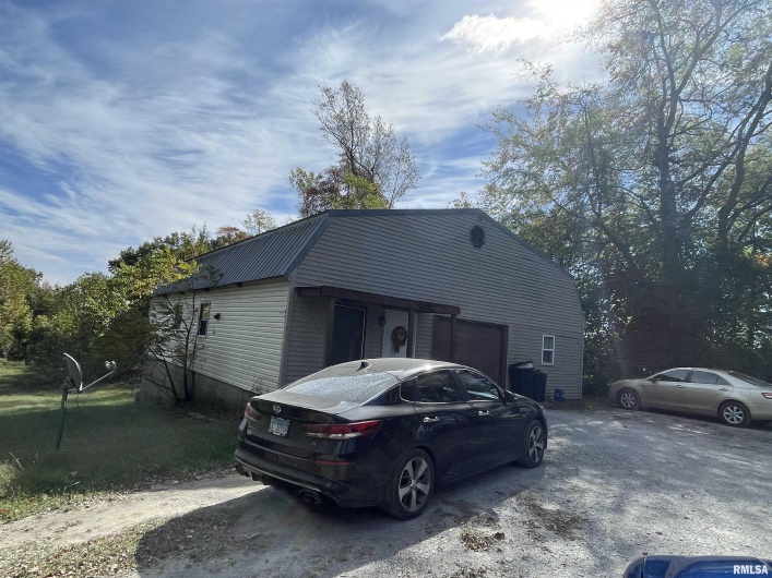 2480 Meadville Lane, Carbondale, Illinois 62901, 0 , 0 ,0,Commercial Sale,For Sale,Meadville,0,RMAEB455611