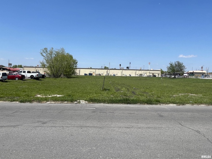 000 Rendleman Street, Marion, Illinois 62959, 0 , 0 ,0,Commercial Sale,For Sale,Rendleman,0,RMAEB456162