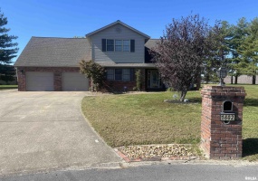 1602 Carmie Lane, Marion, Illinois 62959, 4 Bedrooms Bedrooms, 0 ,2 BathroomsBathrooms,Residential,For Sale,Carmie,0,RMAEB455456