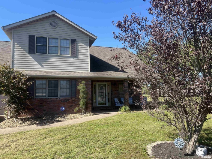 1602 Carmie Lane, Marion, Illinois 62959, 4 Bedrooms Bedrooms, 0 ,2 BathroomsBathrooms,Residential,For Sale,Carmie,0,RMAEB455456