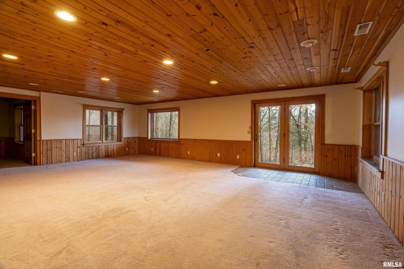 221 Poplar Lake Road, Makanda, Illinois 62958, 5 Bedrooms Bedrooms, 0 ,2 BathroomsBathrooms,Residential,For Sale,Poplar Lake,0,RMAEB456163