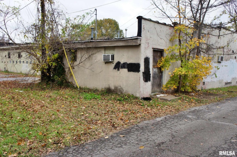 716 19TH Street, Metropolis, Illinois 62960, 0 , 0 ,0,Commercial Sale,For Sale,19TH,0,RMAEB455905