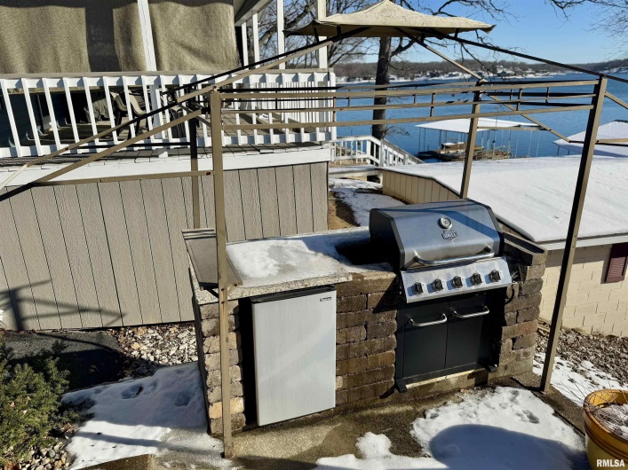 13549 Egypt Shores Drive, Creal Springs, Illinois 62922, 3 Bedrooms Bedrooms, 0 ,2 BathroomsBathrooms,Residential,For Sale,Egypt Shores,0,RMAEB456415