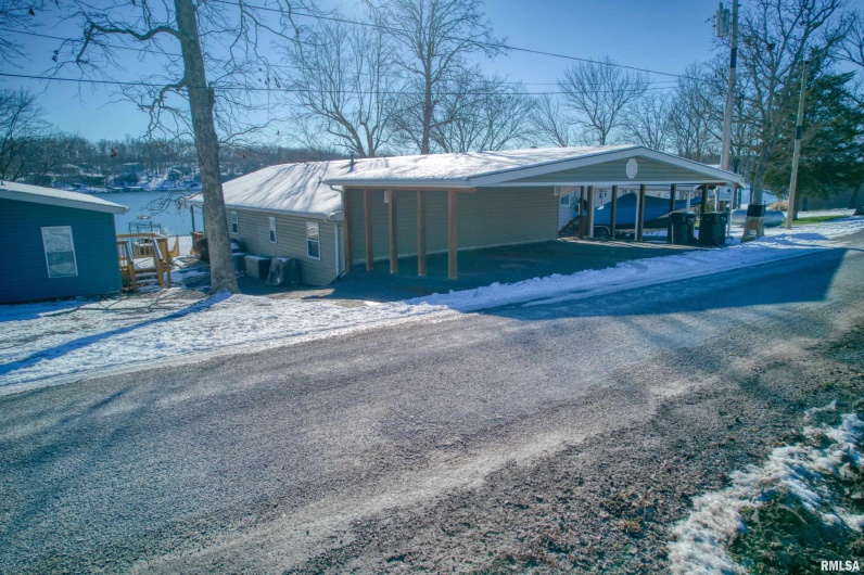 13549 Egypt Shores Drive, Creal Springs, Illinois 62922, 3 Bedrooms Bedrooms, 0 ,2 BathroomsBathrooms,Residential,For Sale,Egypt Shores,0,RMAEB456415