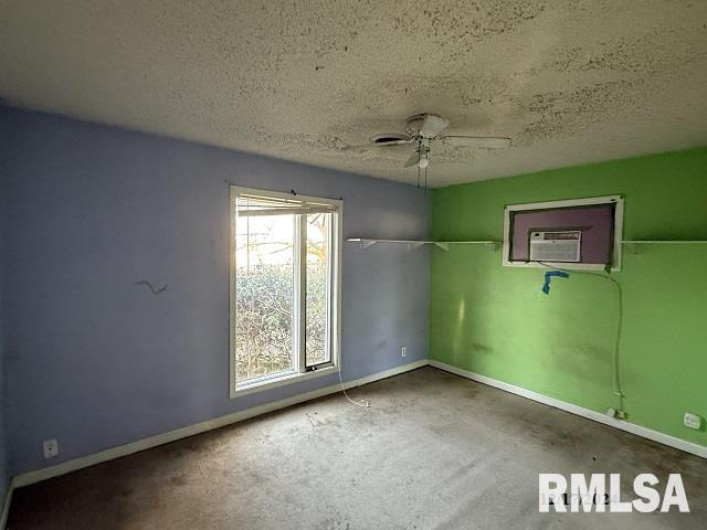 1500 Stotlar Street, Herrin, Illinois 62948, 3 Bedrooms Bedrooms, 0 ,2 BathroomsBathrooms,Residential,For Sale,Stotlar,0,RMAEB456243