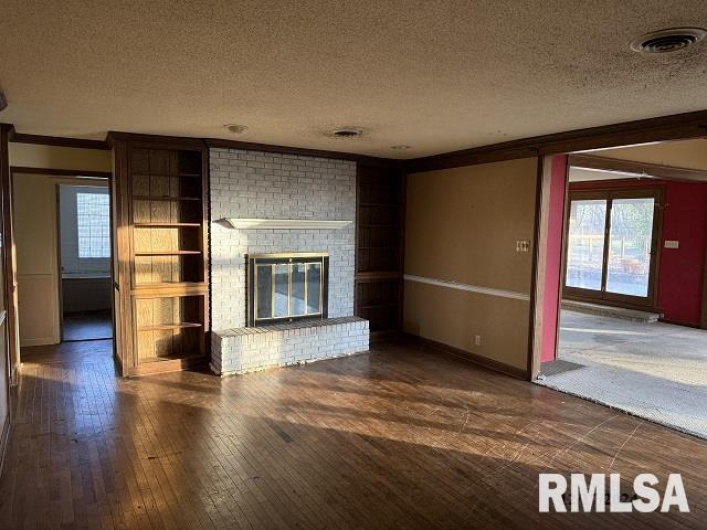 1500 Stotlar Street, Herrin, Illinois 62948, 3 Bedrooms Bedrooms, 0 ,2 BathroomsBathrooms,Residential,For Sale,Stotlar,0,RMAEB456243
