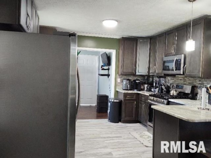 2810 MAGNOLIA Street, Cairo, Illinois 62914, 4 Bedrooms Bedrooms, 0 ,2 BathroomsBathrooms,Residential,For Sale,MAGNOLIA,0,RMAEB455810