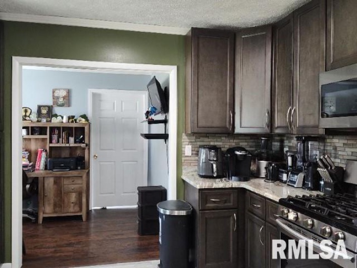 2810 MAGNOLIA Street, Cairo, Illinois 62914, 4 Bedrooms Bedrooms, 0 ,2 BathroomsBathrooms,Residential,For Sale,MAGNOLIA,0,RMAEB455810