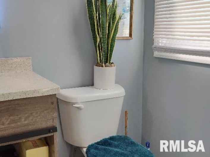 2810 MAGNOLIA Street, Cairo, Illinois 62914, 4 Bedrooms Bedrooms, 0 ,2 BathroomsBathrooms,Residential,For Sale,MAGNOLIA,0,RMAEB455810